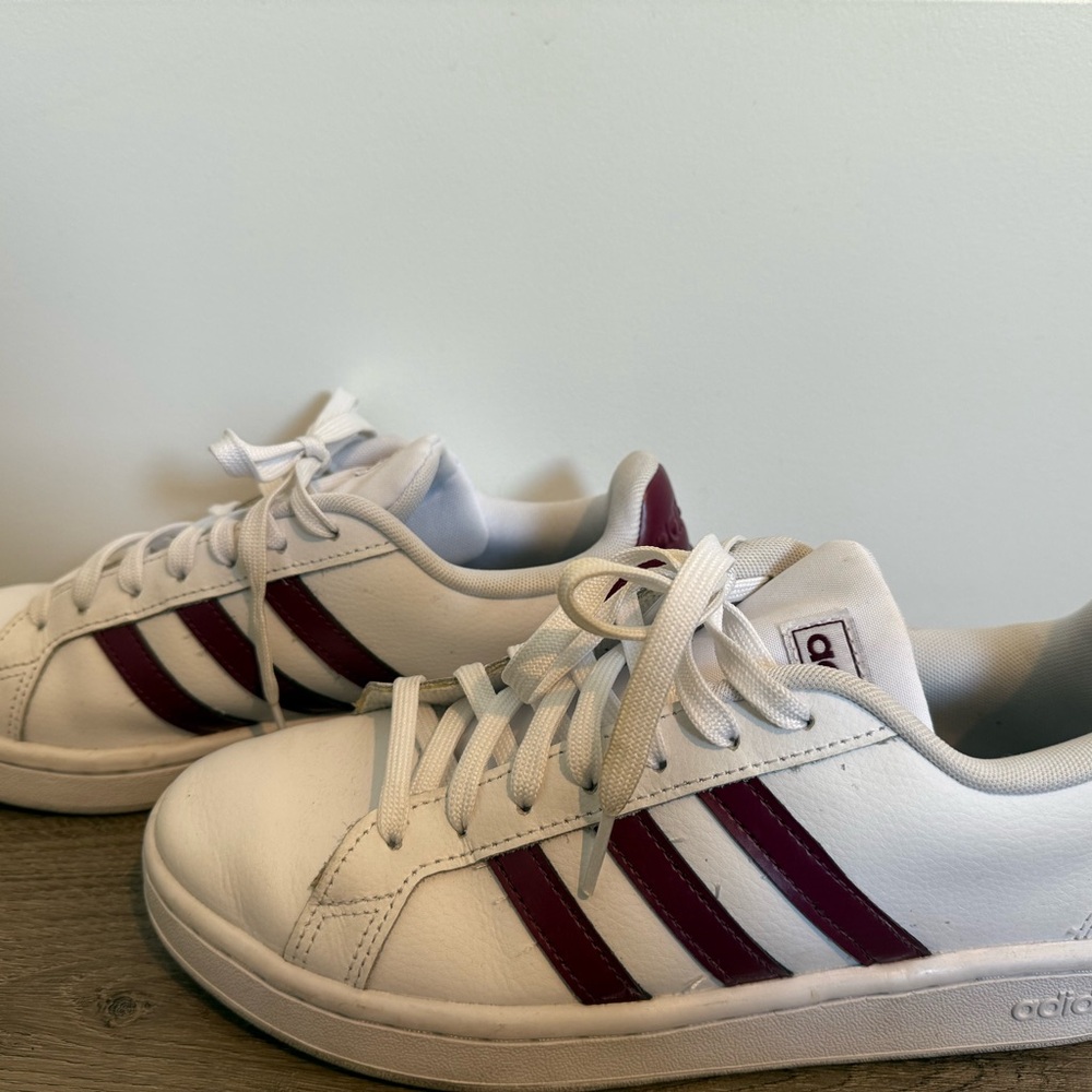 Adidas White and Gray Sneakers - Picture 4 of 7